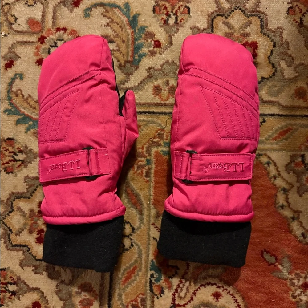 L.L. Bean lined pink waterproof mittens XS kids